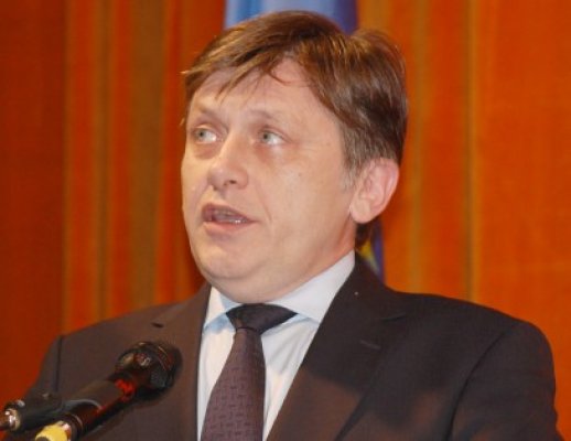 Crin Antonescu, despre riscul unei republici parlamentare